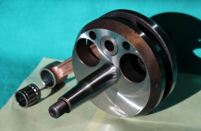 vevaxel, CZ 125/150 C