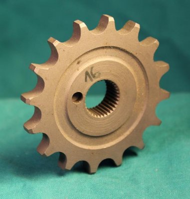 framdrev CZ 125/150, 16 kugg