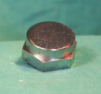 mutter för styrlager, MCB