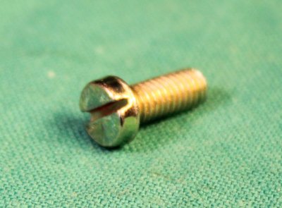 spårskruv, M4 x 10 (MCS)