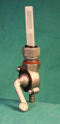 bensinkran M14 x 1,5 R MUTTER