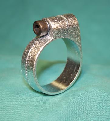klamma för 38mm-objekt