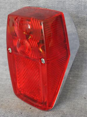 baklykta med bromsljus, plast