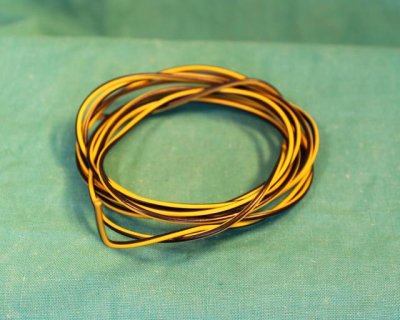 kabel, GUL/SVART, 2,0 m
