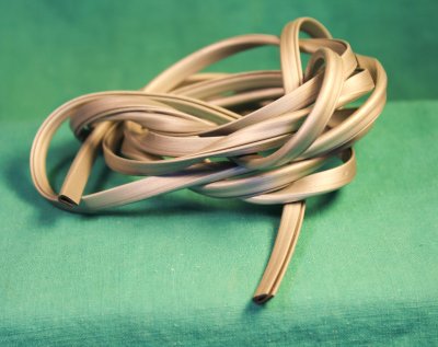 kantlist, GRÅ, bit om 2,0m