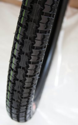 däck, 2,50 x 17" LANDSV. CST
